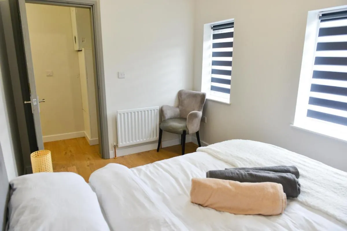 Esterville Apartments 1 And 2 Bedrooms Hot Tub Extra Fee 벨파스트 0*,  영국